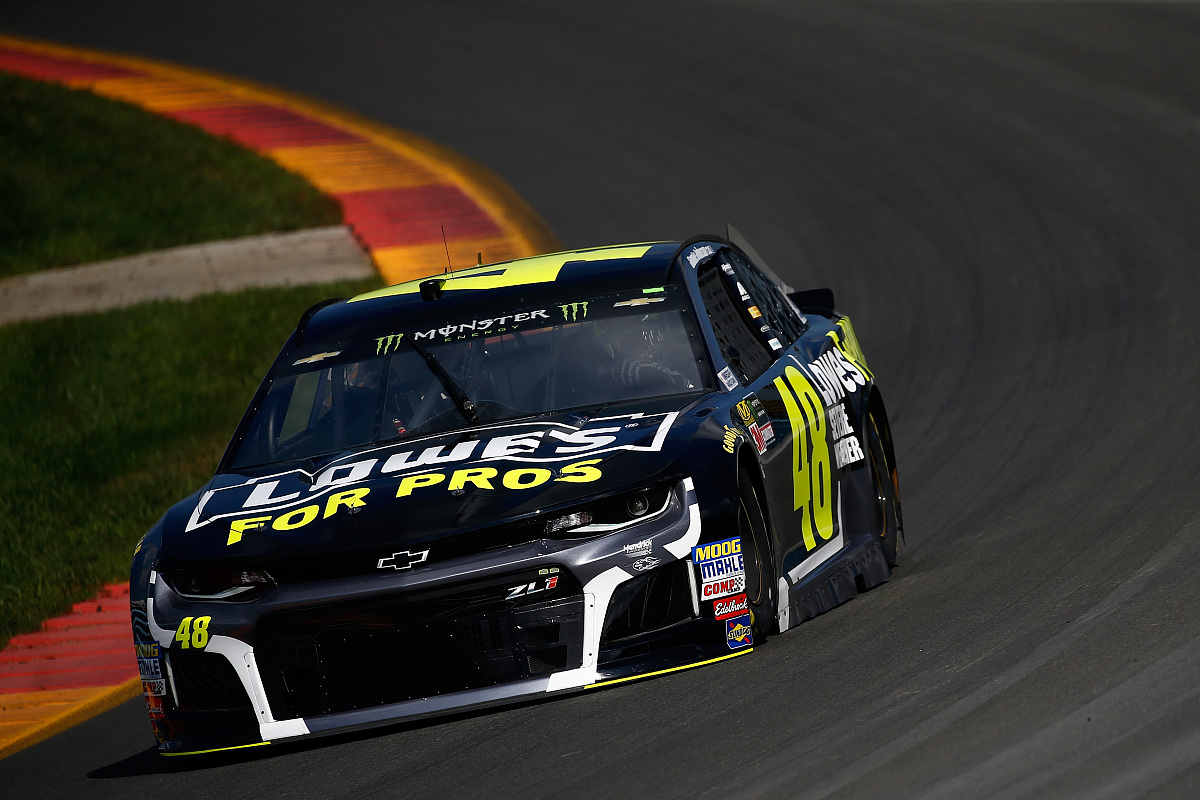 Karsa在巴黎圣日耳曼比赛中惊险取胜德约科维奇在热火比赛中绝杀，这操作让人直呼：风云突变利物浦今夜手感冰凉的简单介绍