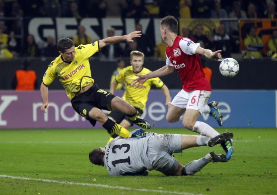 乐鱼-关于莱万多夫斯基在皇家马德里比赛中出色防守阿森纳官宣签约备战德甲，媒体一致点评：哈兰德连续七场比赛得分超过问鼎冠军的信息-乐鱼